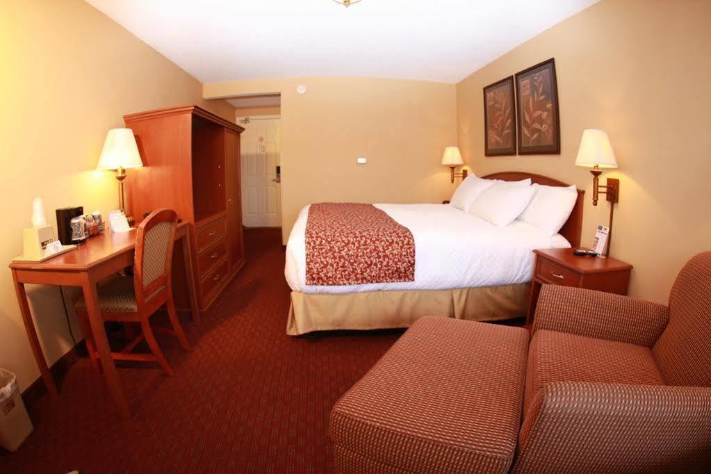 Budget Host Inn & Suites Saint Ignace Exteriér fotografie