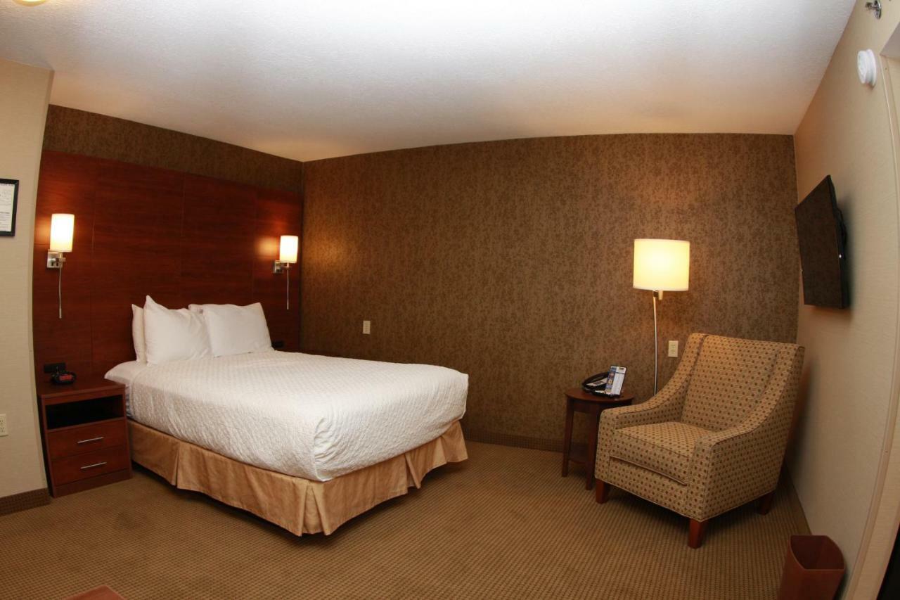 Budget Host Inn & Suites Saint Ignace Exteriér fotografie